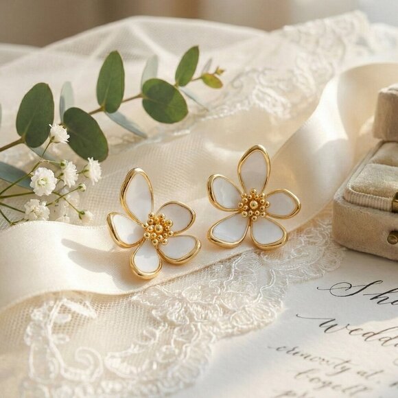 14K Gold Plated White Flower Stud Earrings Dainty Resin Floral Spring Bridal - Picture 5 of 12